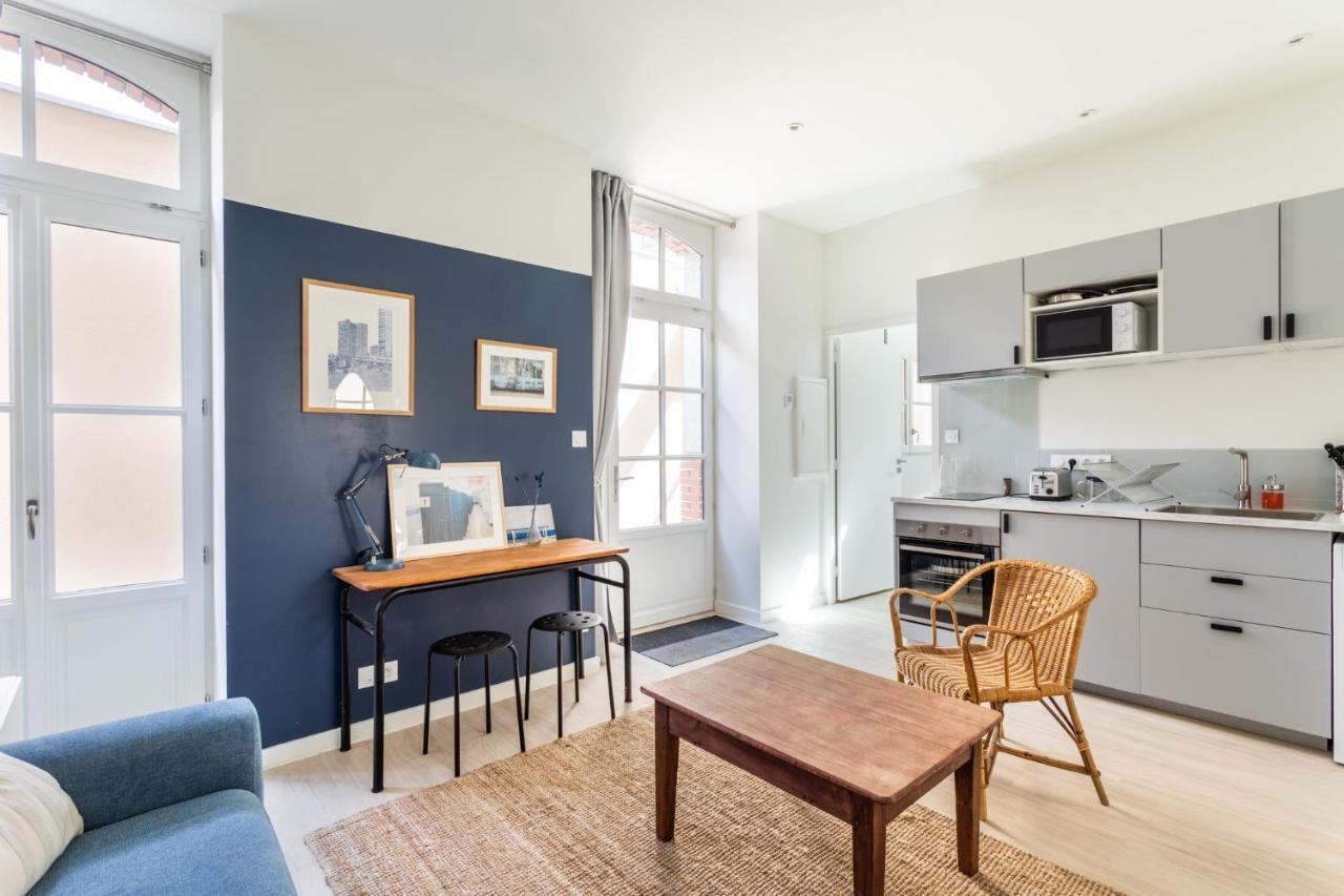 Les Carmelites - Appartements Dans L'Hyper-Centre De Rennes Exterior foto